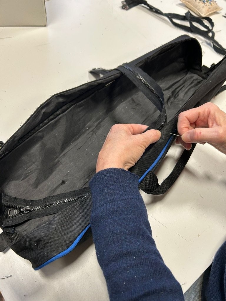 Positionner le nouveau zip avec des épingles
